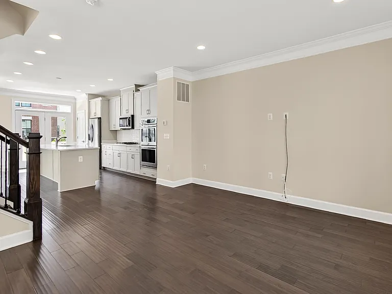 3698 Ambrose Hills Rd — Photo 9