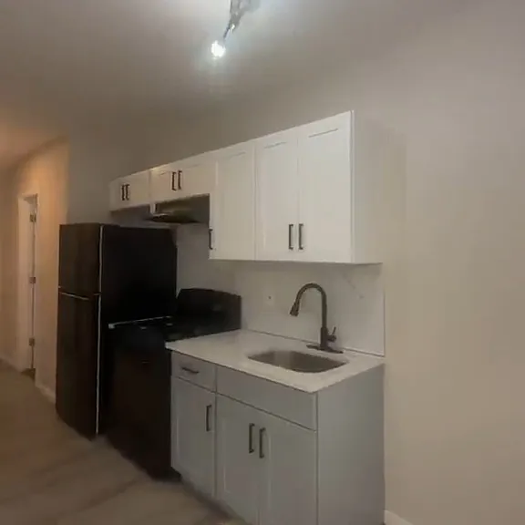 506 Ferry St — Photo 6