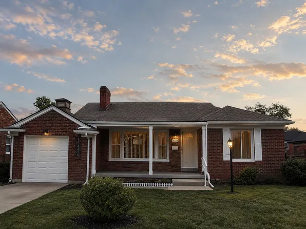 20216 E Eleven Mile Rd, Saint Clair Shores, MI 48081