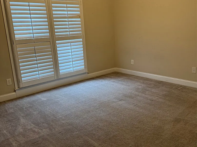 7071 Mid Pines Cir — Photo 14