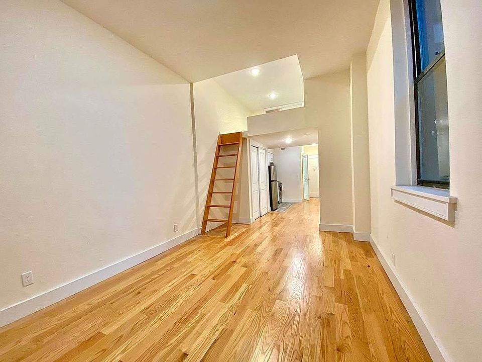 1st image of 321 W 105th St #2C2