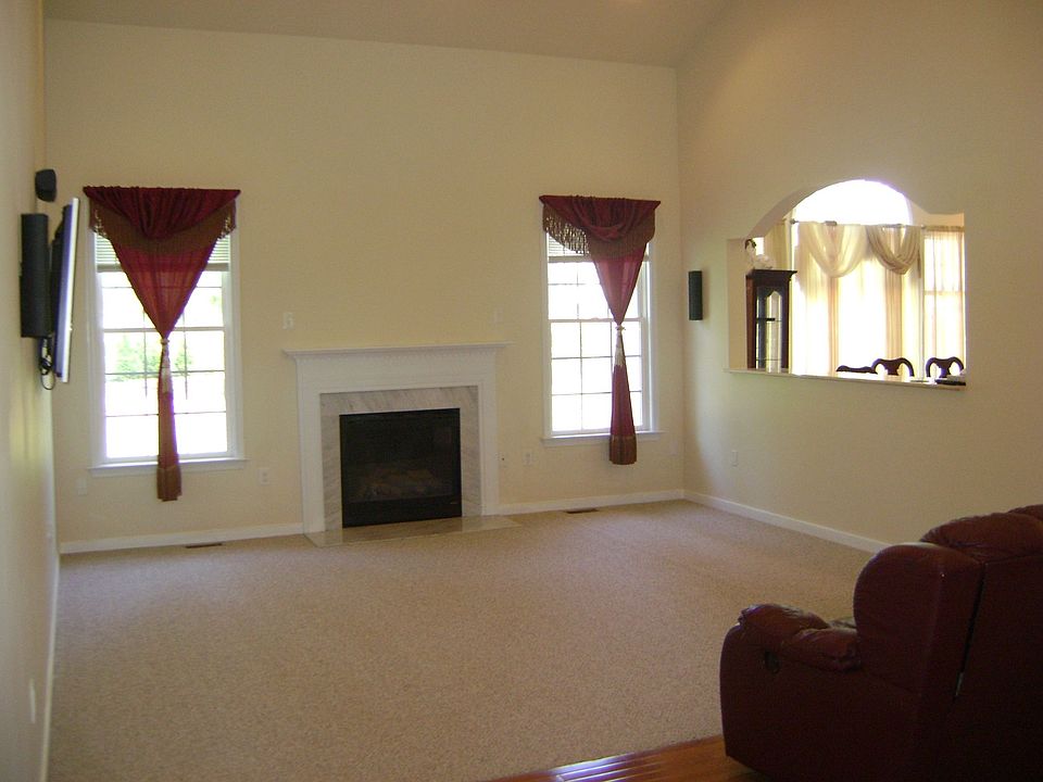 1st image of 3309 Lavecchia Way