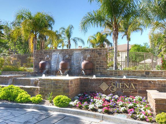 2nd image of 24141 Del Monte Dr Unit 252