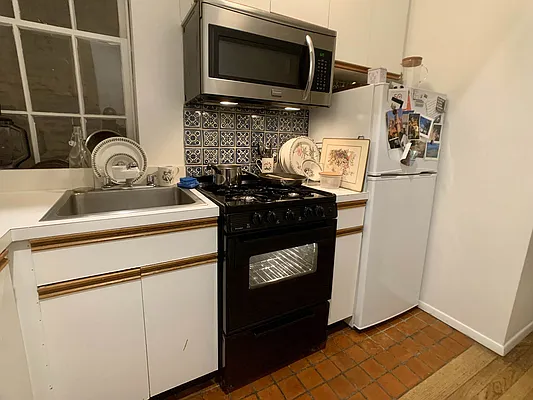 Rented by Highline Residential | media 6