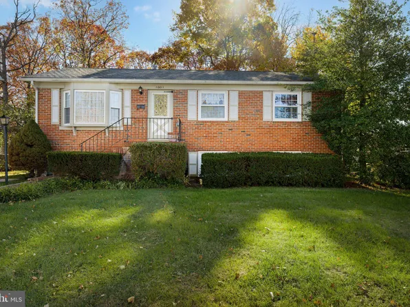10011 Lomond Dr, Manassas, VA 20109