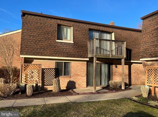 807 Meadow Woods Ln, Lawrence Township, NJ 08648