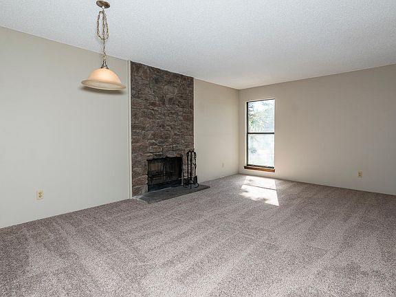 4th image of 6490 S Dayton St APT L07