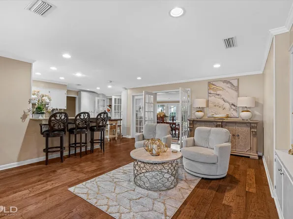 7626 University Dr, Shreveport, LA 71105