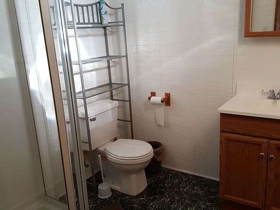 3rd image of 5904 Mayburn St
