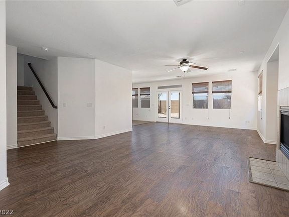 4th image of 2824 Dunnottar Ave