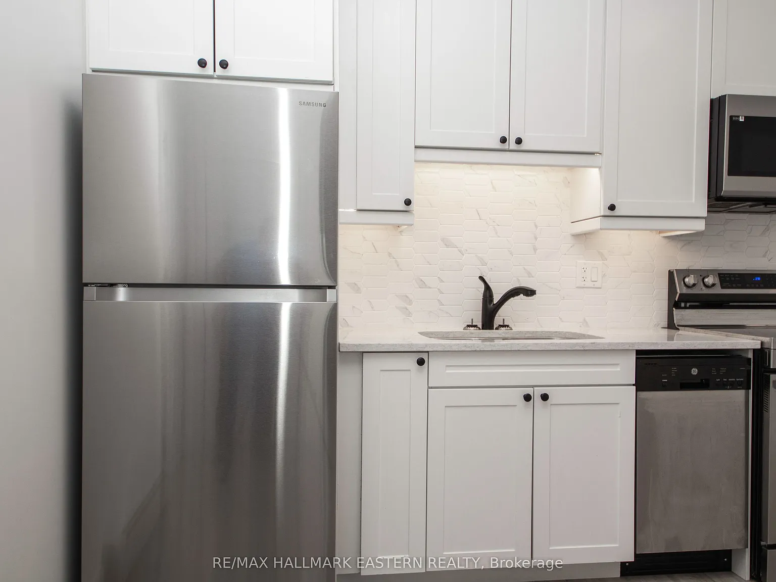 2 bed, $2,150 — Photo 3