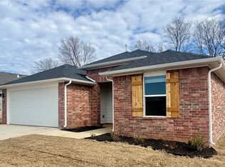 801 Picard Ave, Lowell, AR 72745