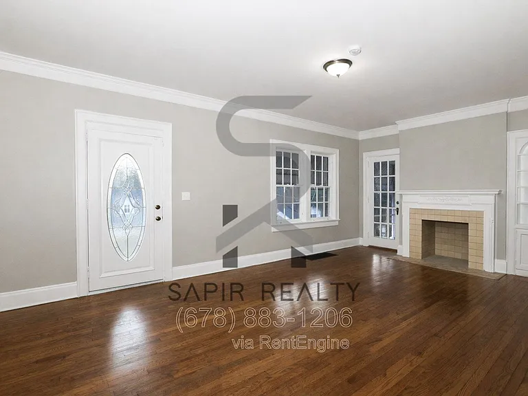 1441 Boulevard Lorraine SW — Photo 4