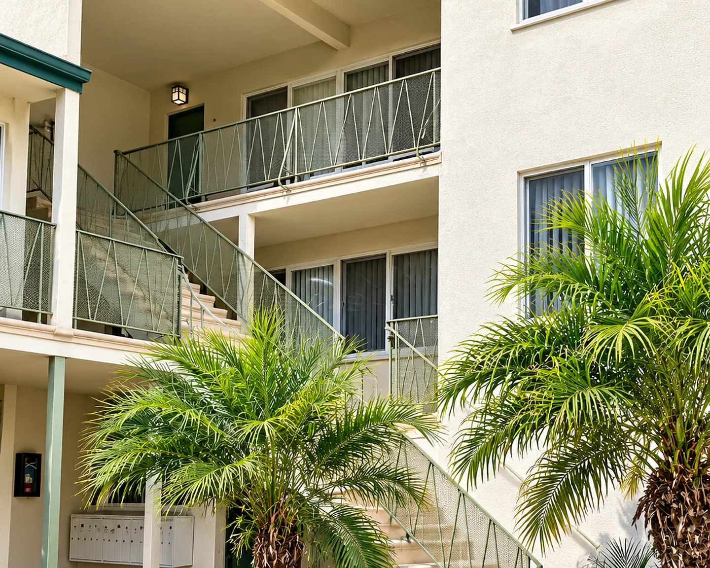 3659 Overland Ave — Photo 3