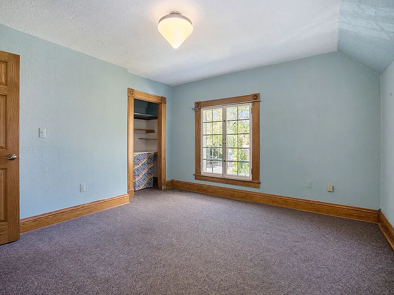 529 S Ashley St — Photo 19
