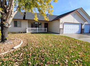 2932 N Englewood Way, Meridian, ID 83646