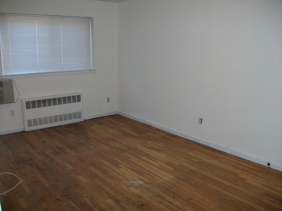 Apt 1 Bedroom 2