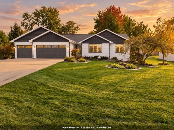 W6653 Emerald Ln, Greenville, WI 54942
