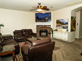 2000 Uvalde Dr, Forney, TX 75126