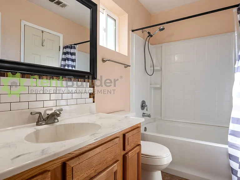 1864 Blackberry Rd NE — Photo 17
