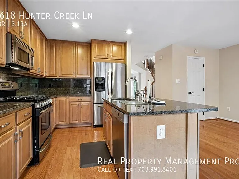 6618 Hunter Creek Ln — Photo 12