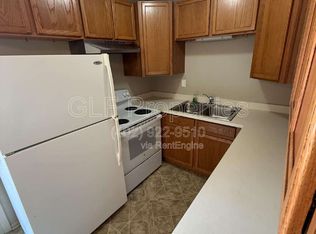 823 N 2nd St #1, Seward, NE 68434