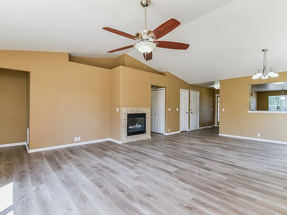 3rd image of 7367 Glenburn Dr