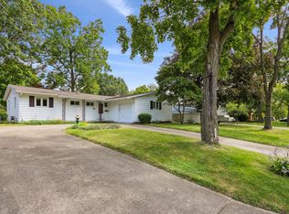 1404 Mayfair Rd, Champaign, IL 61821