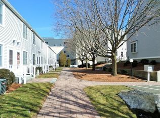 948 Broadway APT 2, Chelsea, MA 02150