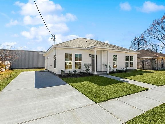 2nd image of 2513 Nancy St