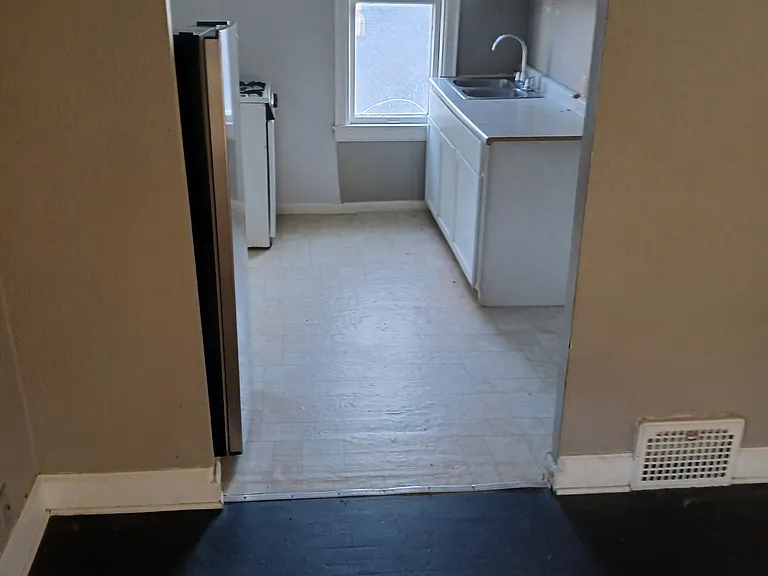 407 N Covell Ave #3 — Photo 6