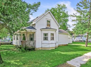 301 N Center St, Plano, IL 60545
