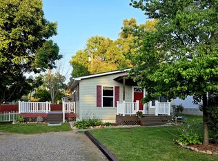 5162 Allingham Dr, White Lake, MI 48383