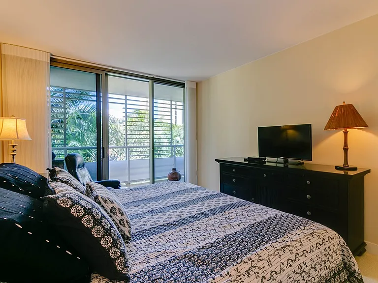 1551 Ala Wai Blvd #205 — Photo 12