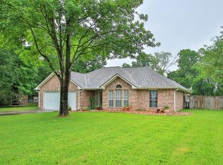 24414 Rolling Meadow Dr, Tomball, TX 77375