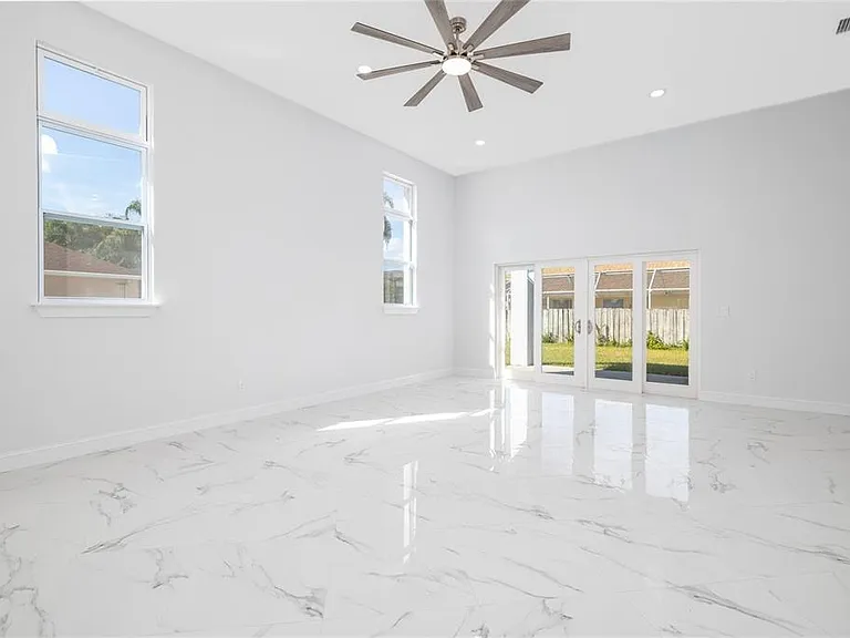 9 Watkins Pl — Photo 7