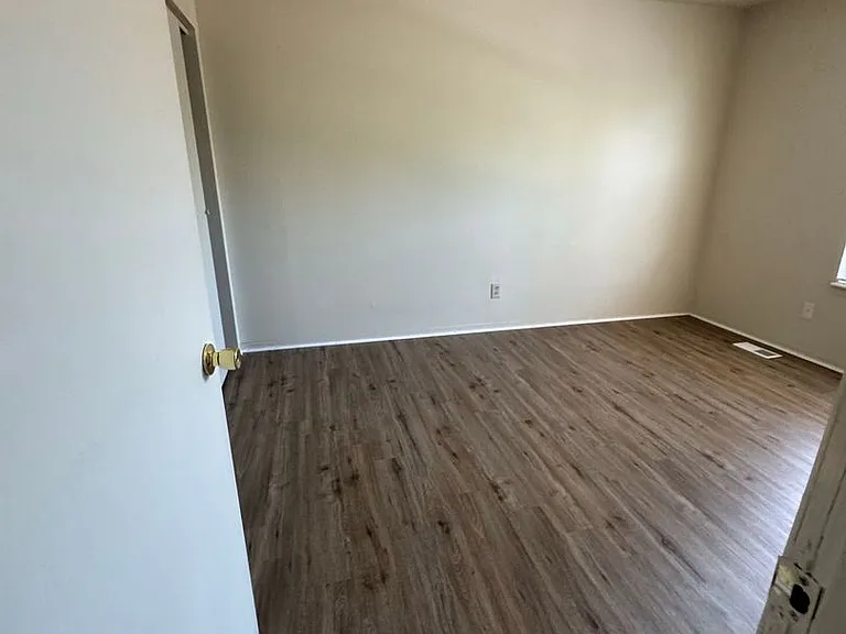1000-1019 Westward Trails Dr — Photo 33
