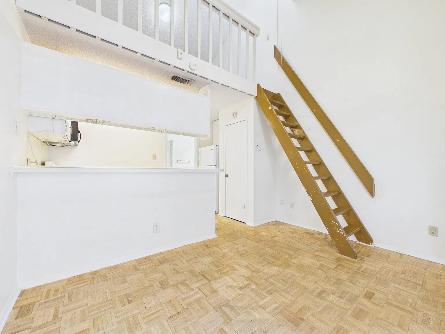 2 bed, 1.0 bath, 509 sqft, $975 — Photo 2