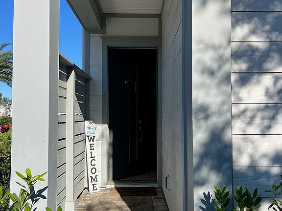 4th image of 7400 Beach Walk Pl