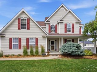 8297 Waxwing Dr, Freeland, MI 48623