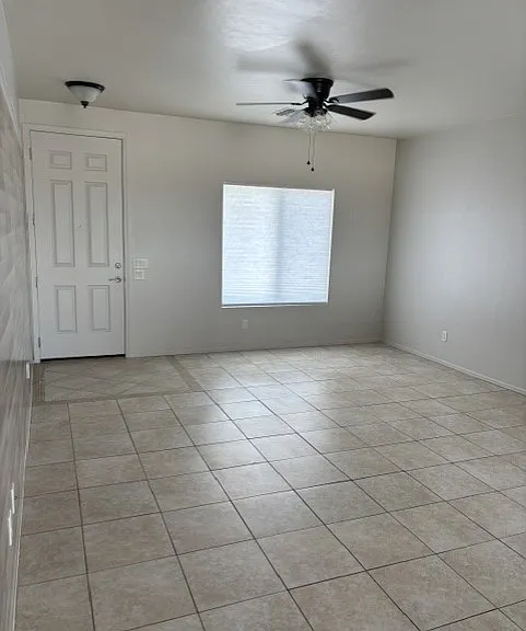 2090 S Aliso Spring Ln — Photo 3