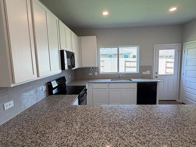 2612 Towy Rd — Photo 27