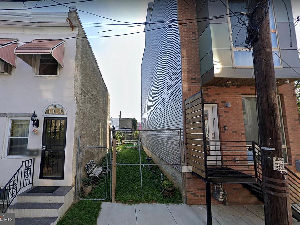1st image of 1818 E Oakdale St
