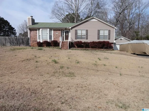 807 Pine Cir, Kimberly, AL 35091