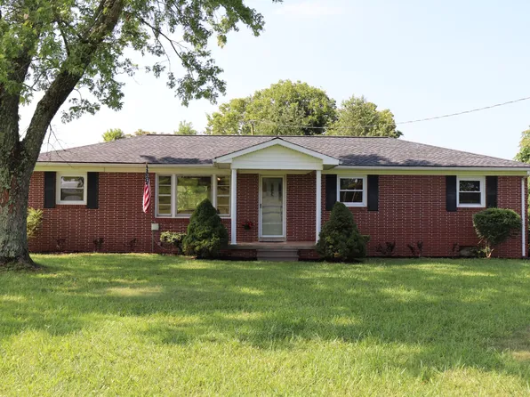8416 Union Camp Rd, Red Boiling Springs, TN 37150