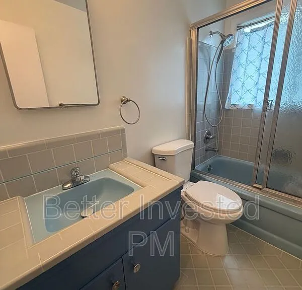 2400 39th Ave #5 — Photo 13