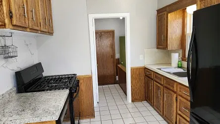2 bed, 1.5 bath, 912 sqft, $1,800 — Photo 4