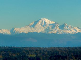 1501 Foster St #2001, White Rock, BC