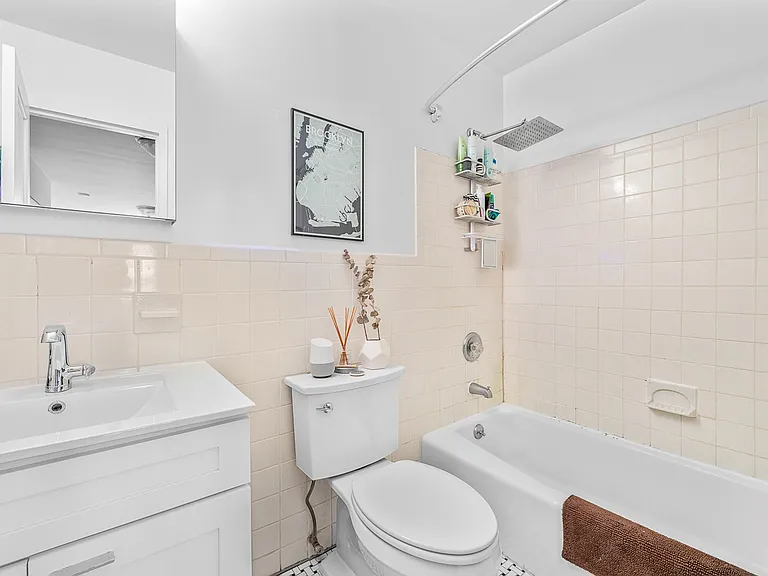 435 7th Ave #3A — Photo 5