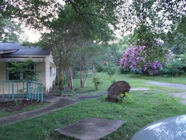 2nd image of 523 Lee Road 303